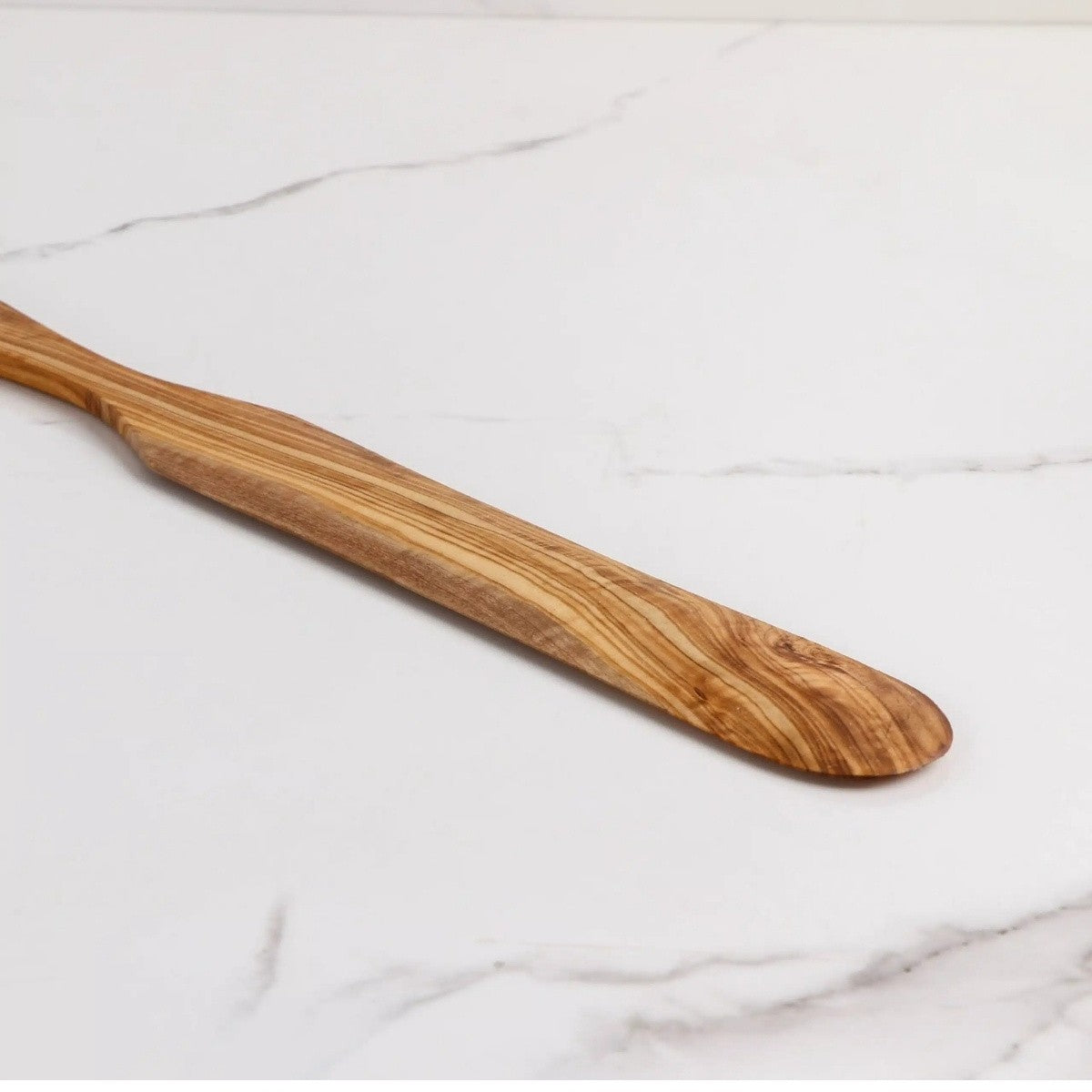 Spatule à crêpe en bois d’olivier